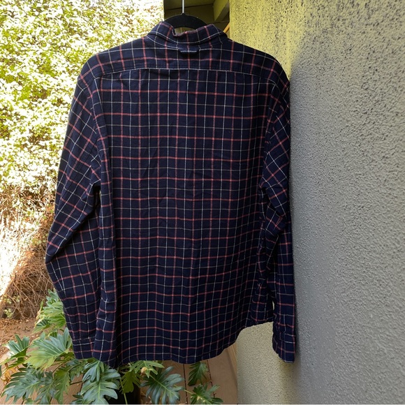 Alex Mill flannel button down plaid shirt - Picture 2 of 13